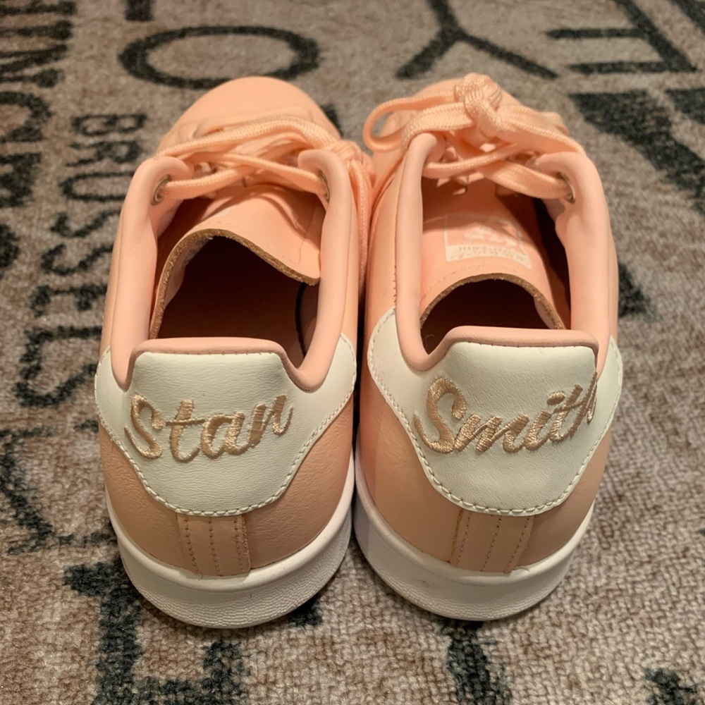 Adidas Sneakers
